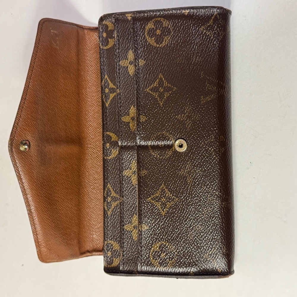 Louis Vuitton Monogram vintage Elegant Brown Women's Wallet - Picture 12 of 15